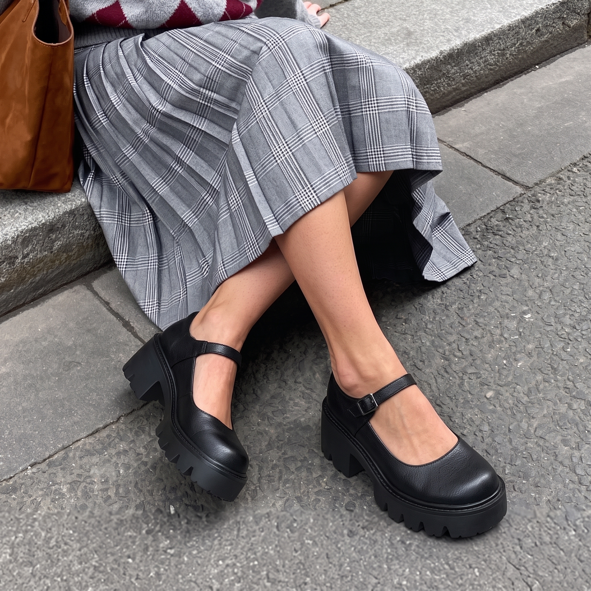DREAM PAIRS Mary Jane Heels